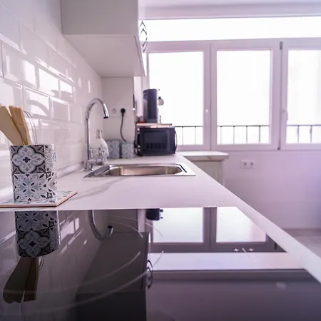 Апартаменти Apartamento Karto