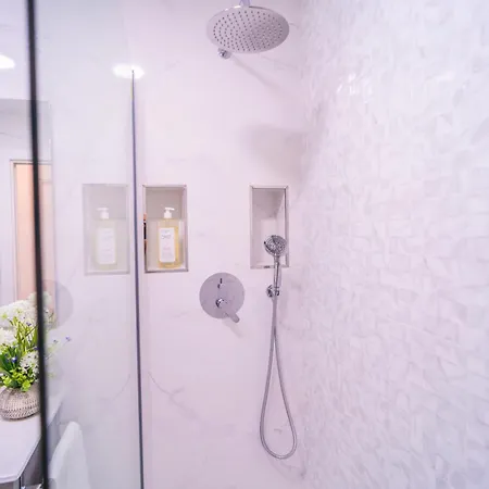 Apartamento Karto Апартаменти